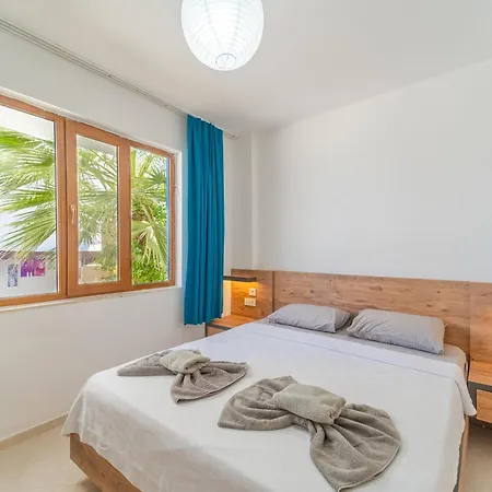 Pazar * Kalkan